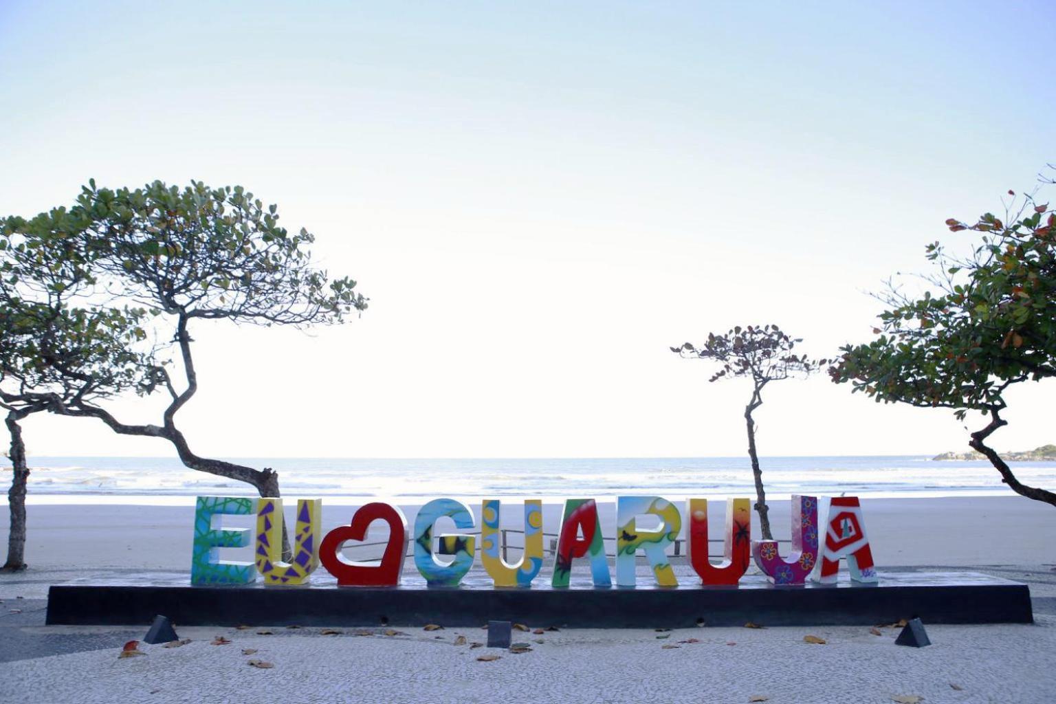 Apartamento 4 Quartos, 3 Banheiros, Vista Para O Mar Pitangueiras, Sacada, 1 Vaga De Garagem, Apenas 50 Metros Do Mar Guarujá Exteriér fotografie
